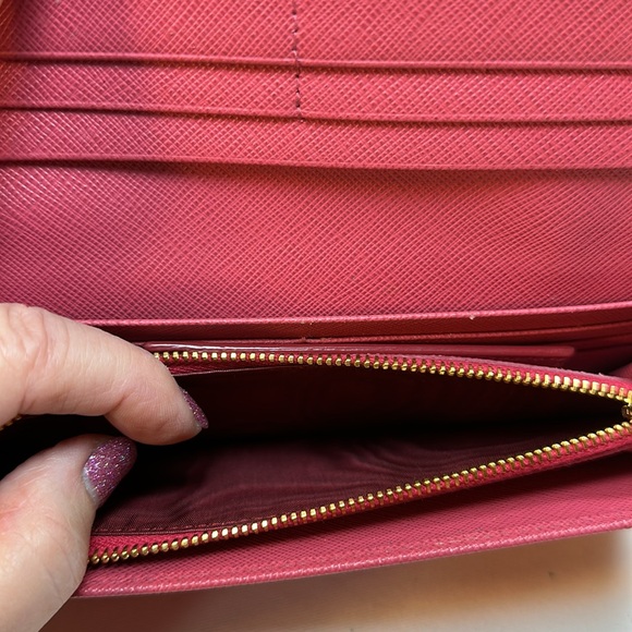 Prada Saffiano Leather Pink Snappy Long Wallet with Detachable Card Case, Box - Picture 9 of 16